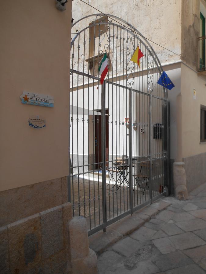 La Corte Dei Naviganti Apartment Trapani Exterior photo